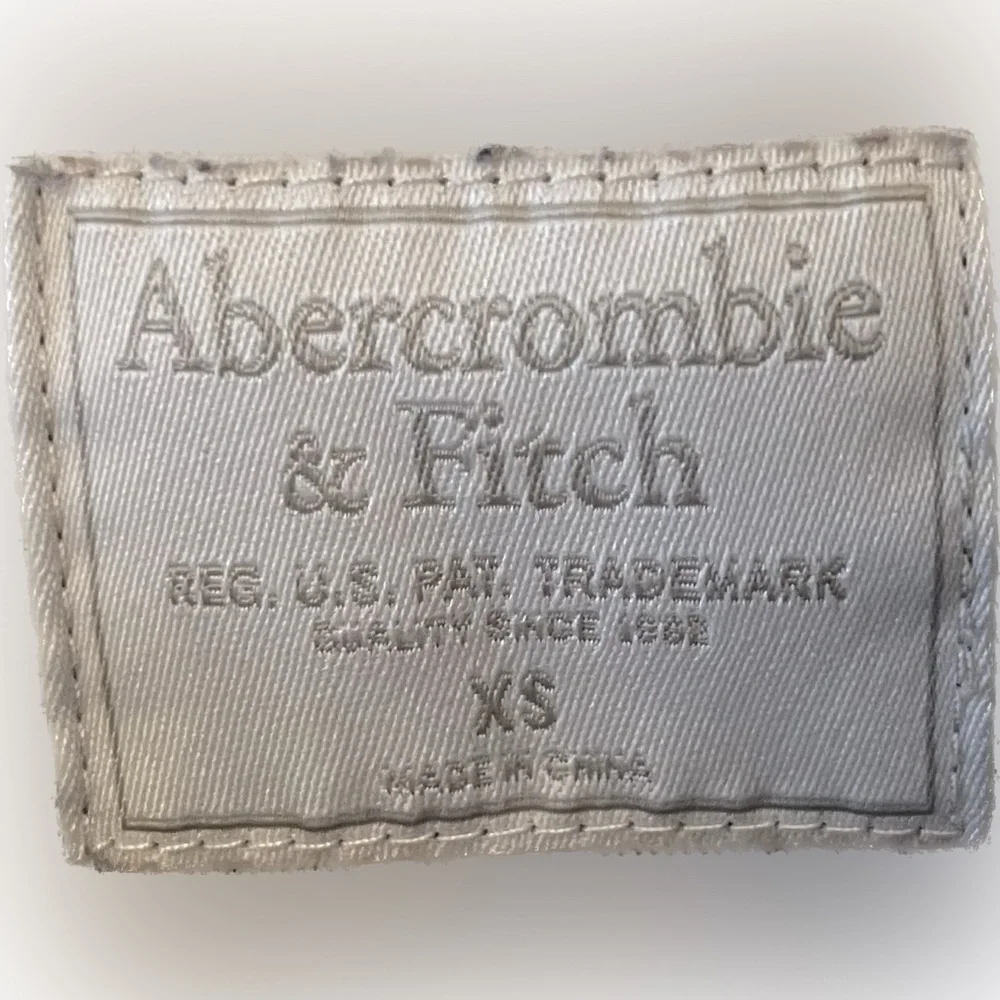 Abercrombie & Fitch Men’s Long Sleeve Shirt. Size XS. Color Grey. - Picture 3 of 3